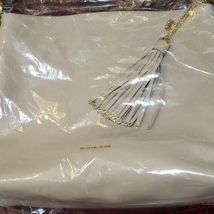 Michael kors bag NWT